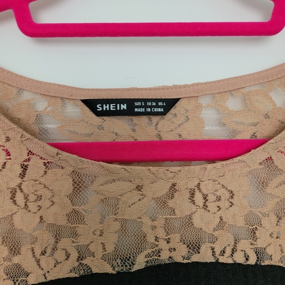 SHEIN Lace Top Rib-knit Slim Tee - Picture 3 of 5